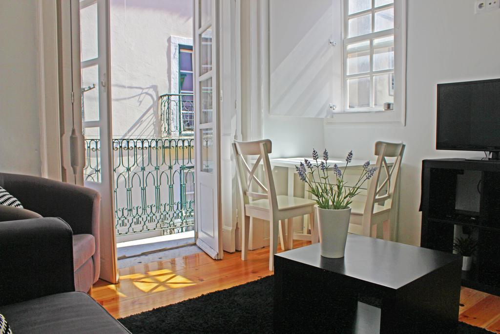 Lisboa Blue Budget Apartments Bairro Alto الغرفة الصورة